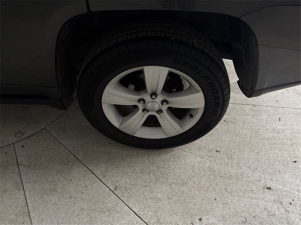 2016 Jeep Compass Latitude photo 19