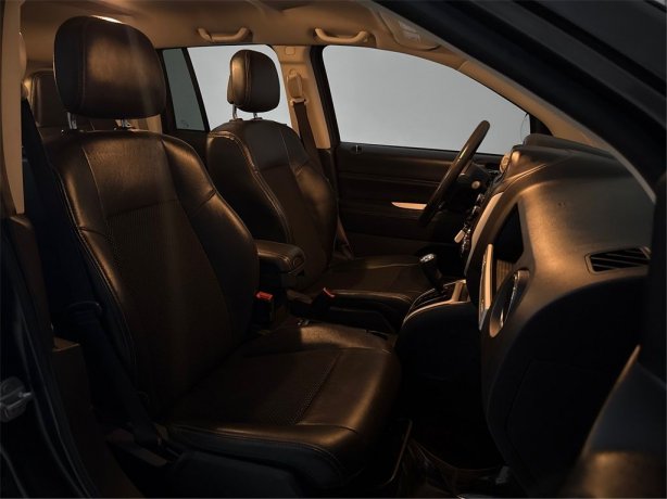 2016 Jeep Compass Latitude photo 37
