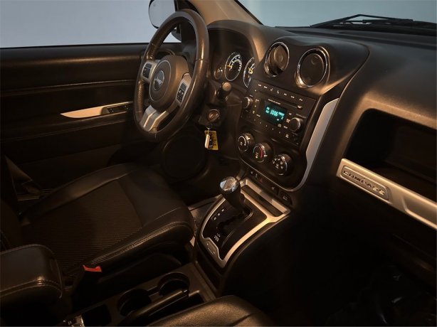 2016 Jeep Compass Latitude photo 40