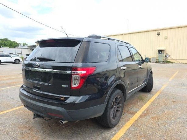 2013 Ford Explorer XLT photo 3