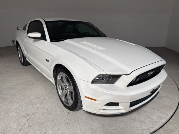 2013 Ford Mustang GT Premium photo 3