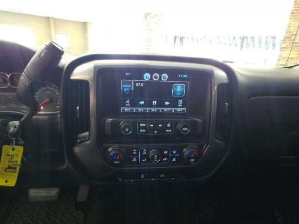 2015 Chevrolet Silverado LT photo 14