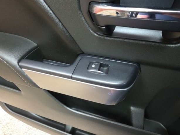 2015 Chevrolet Silverado LT photo 16