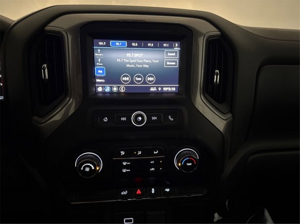 2020 Chevrolet Silverado Custom photo 25