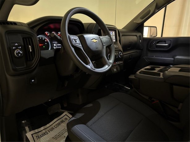 2020 Chevrolet Silverado Custom photo 34