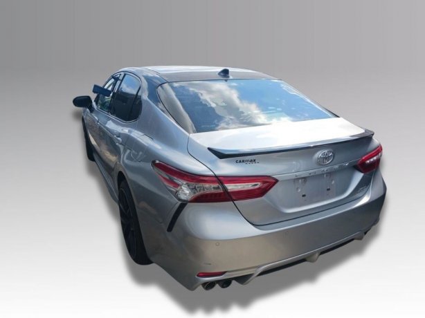 2018 Toyota Camry XSE photo 3