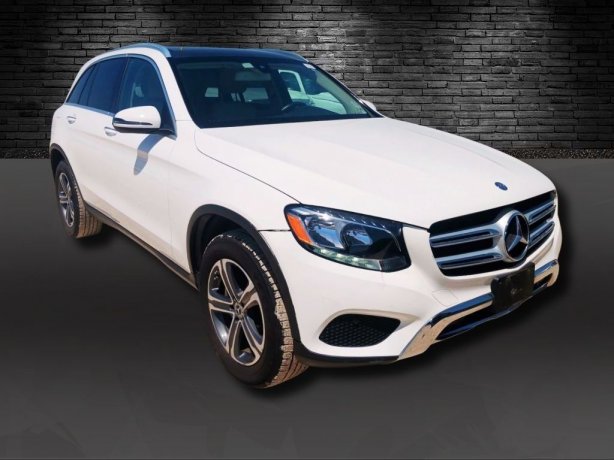 2017 Mercedes Benz GLC 300 photo 2